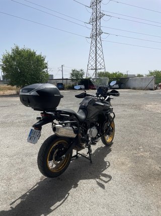 Voge 900 DSX Black Knight