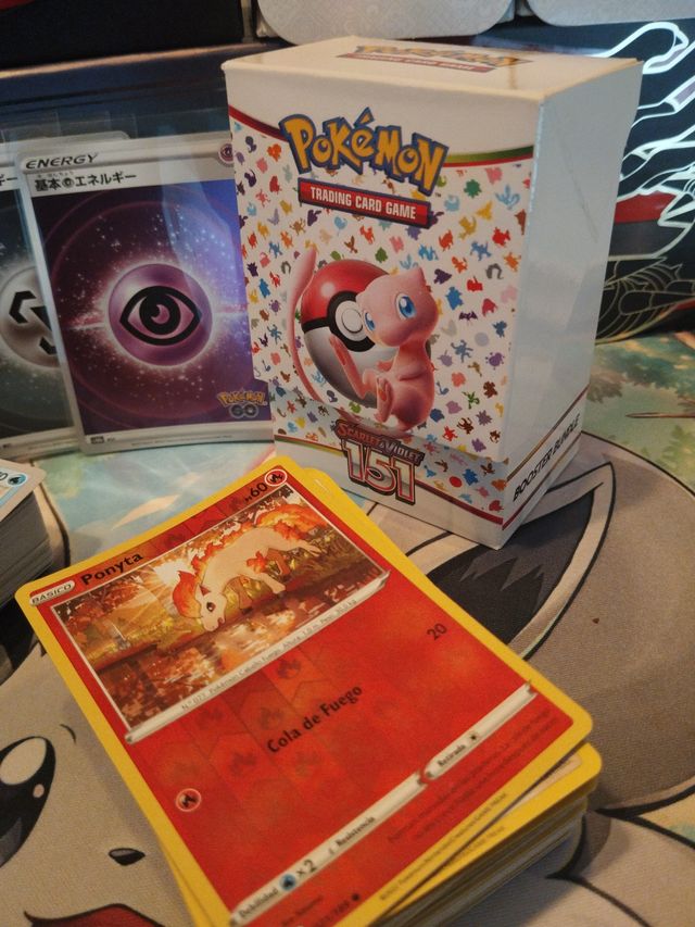 Lote Pokémon TCG Sword & Shield GO