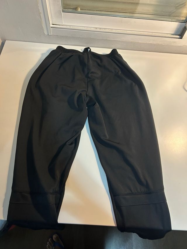 Pantalones deportivos Nike negros