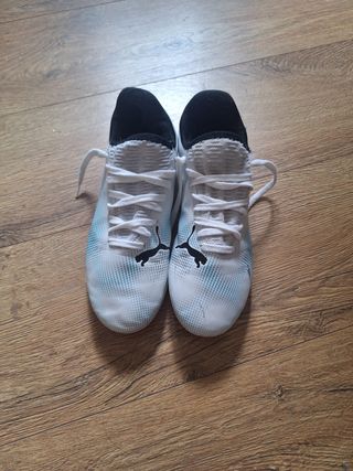 Botas de fútbol Puma niño Talla 38