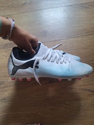 Botas de fútbol Puma niño Talla 38