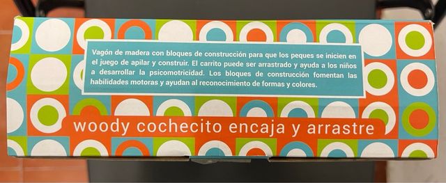 Cochecito de madera para arrastrar y construir