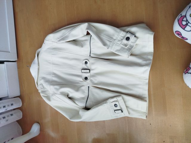 Chaqueta de vestir beige 10€ talla M