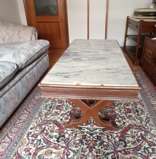 Mesa de centro mármol y madera