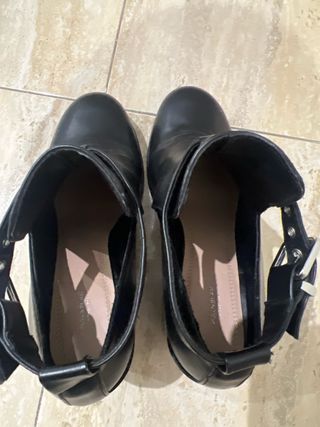 Botín Tacón Negro Pull&Bear Talla 38