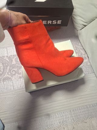 botínes rojos Tex ( carrefour )