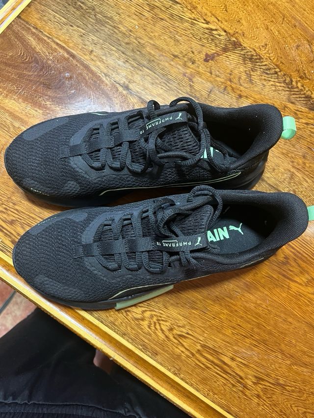 Zapatillas Puma Negras y Verdes