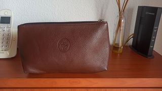 Bolso mano piel negro o marrón