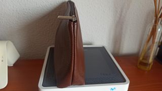 Bolso mano piel negro o marrón