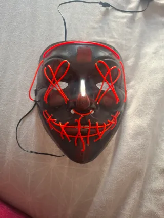 Mascara LED La Purga Negra y Roja