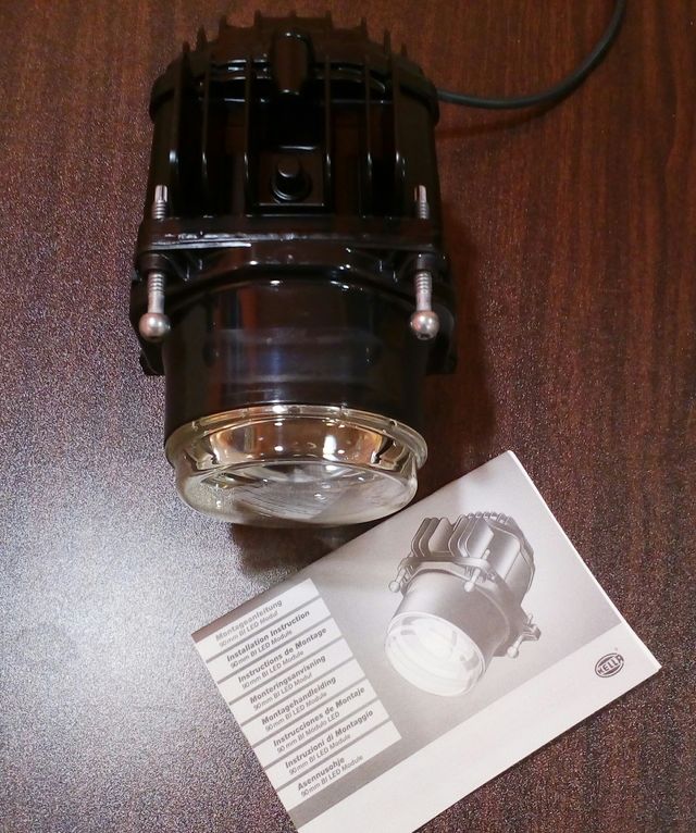 Faro BiLED HELLA 90mm