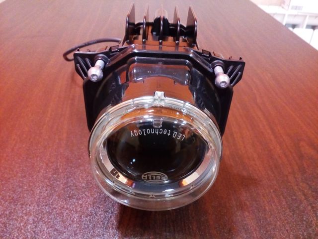 Faro BiLED HELLA 90mm