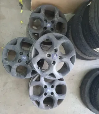 Llantas Ford 4x108 15 pulgadas