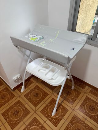Bañera y cambiador bebé CAM