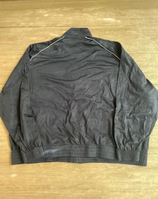 Chaqueta Fila Negra Logo Bordado