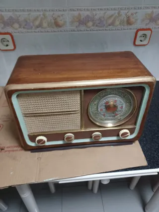 Radio Antigua continental.