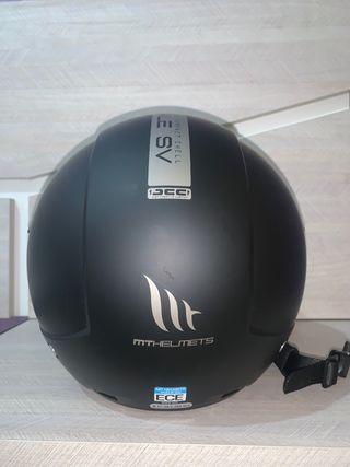 Cascos MT reversibles con visera