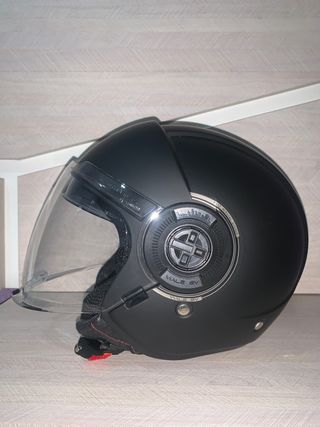 Cascos MT reversibles con visera