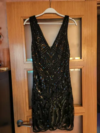 Vestido fiesta corto lentejuelas negro