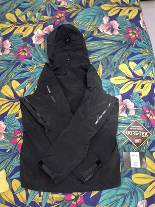 Chaqueta Arc'teryx Alpha SV Talla L Negra