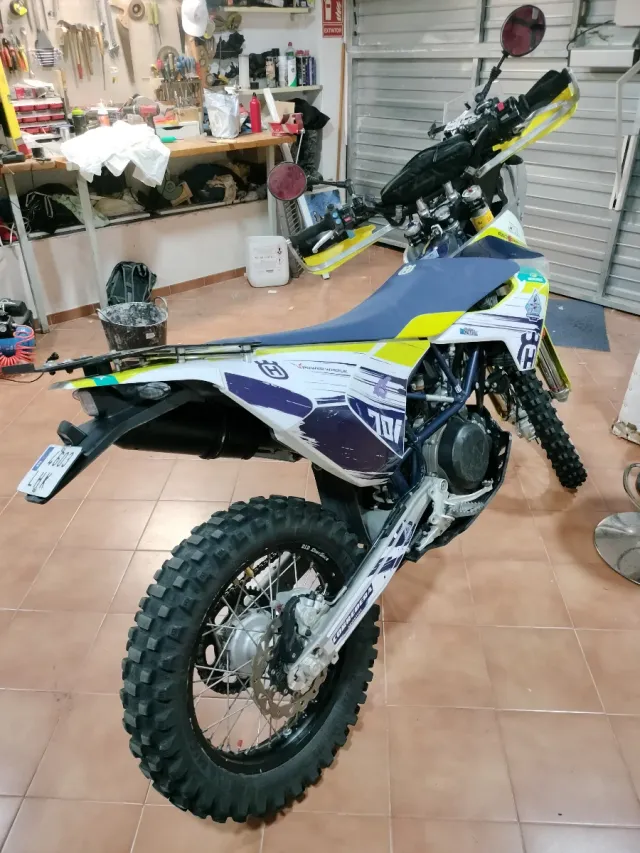 Husqvarna 701 Enduro