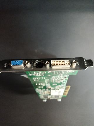 Tarjeta Gráfica ATI Radeon 9250 128MB