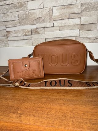 Bolso Tous Marrón con Cartera y Correa