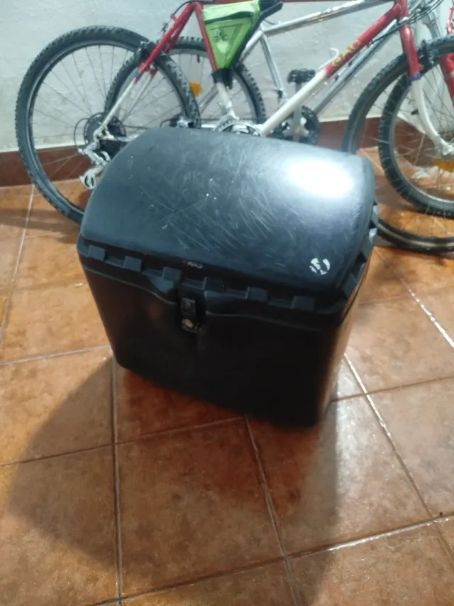 Baúl Moto Puig Negro