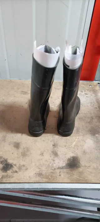 Botas de agua negras
