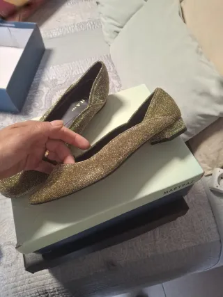 Manoletinas Zara Doradas Brillantes