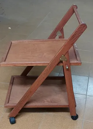 Carrello da bar pieghevole in legno con ruote