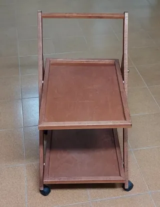 Carrello da bar pieghevole in legno con ruote