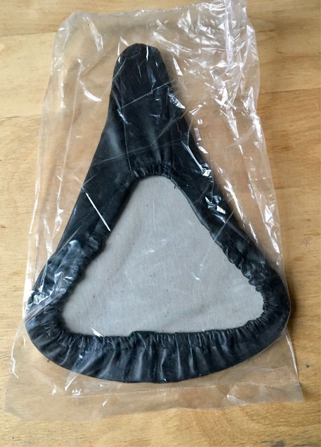 Funda sillín bici carretera negra