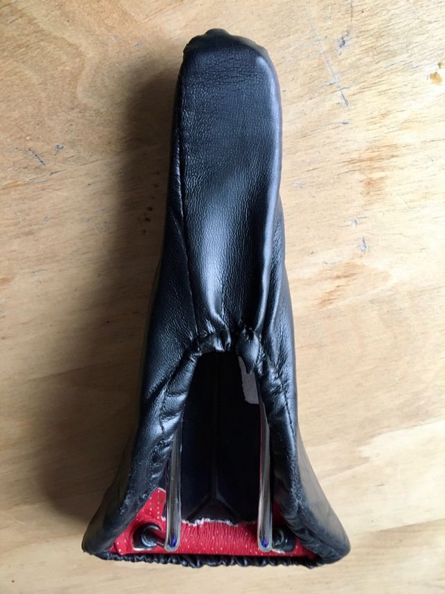 Funda sillín bici carretera negra