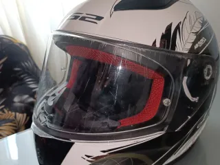 Casco Moto LS2 Blanco con Diseño