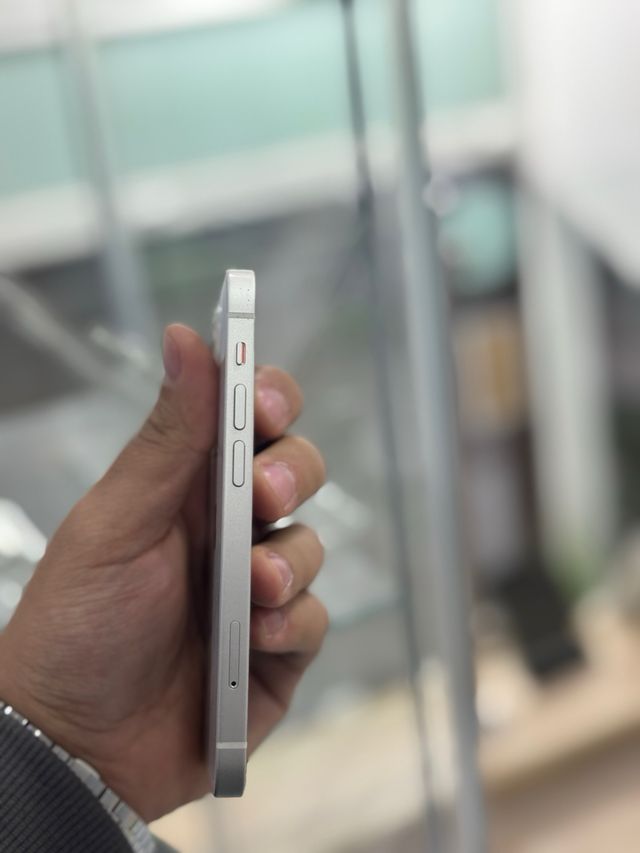 iPhone 12 mini 128 GB (100% bateria)