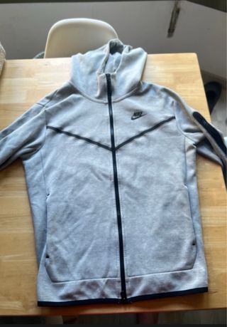 Sudadera Nike Tech Gris