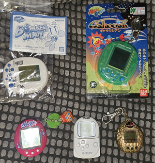 Lote mini jueg retro: Tamagotchi Bomberman Galaxia