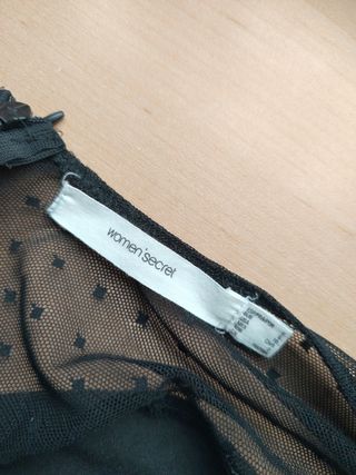 Mono negro plumeti manga larga