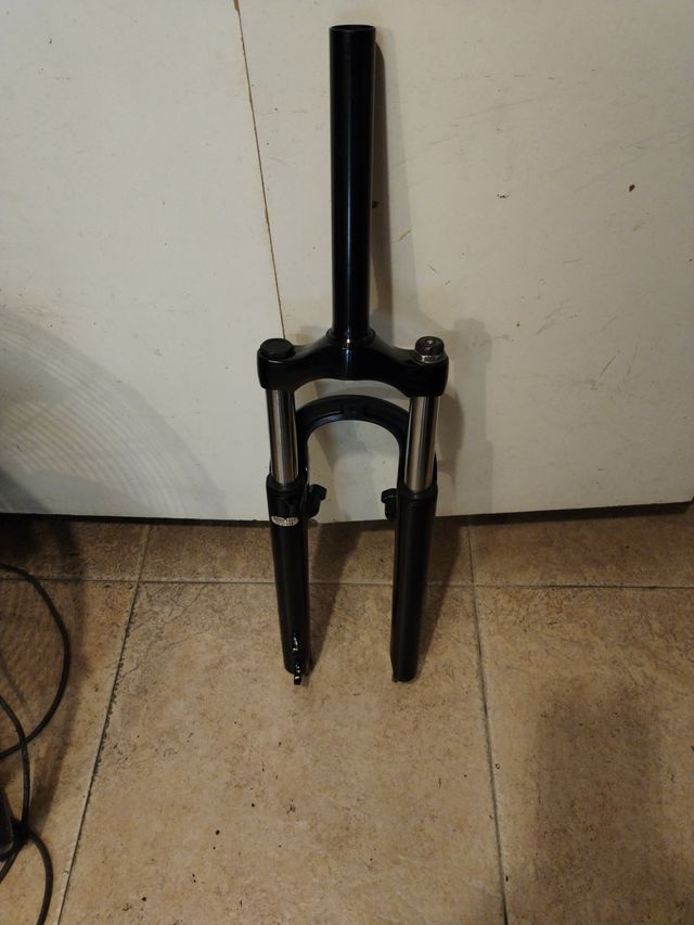 Horquilla SUNTOUR DNM TRCH 26