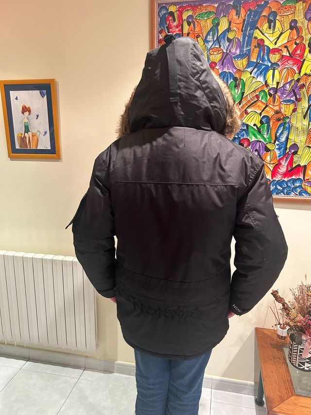 Chaqueta Norway Negra con etiqueta