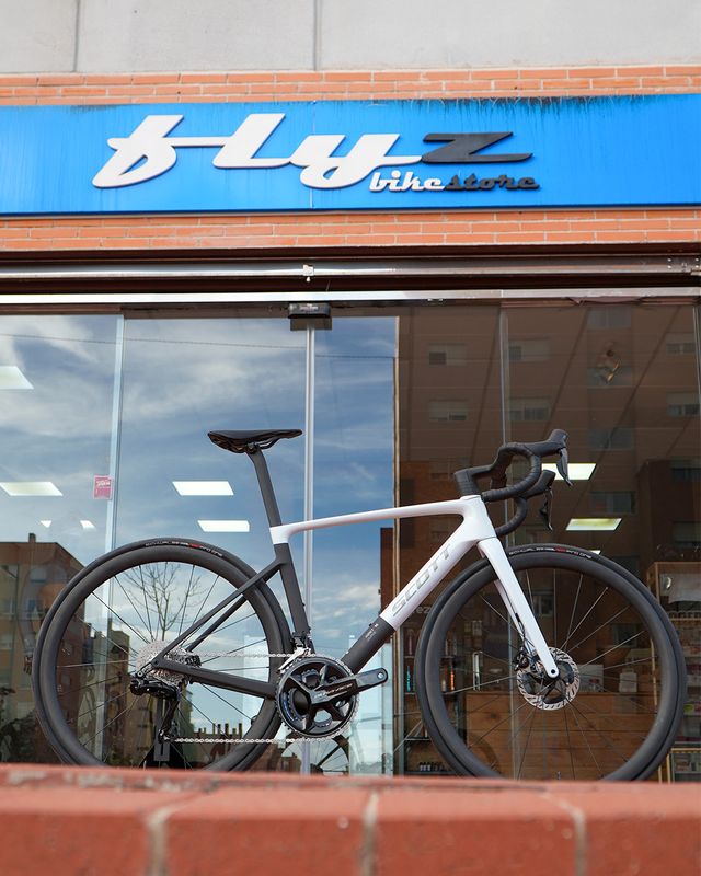 Bicicleta Scott Addict RC Pro