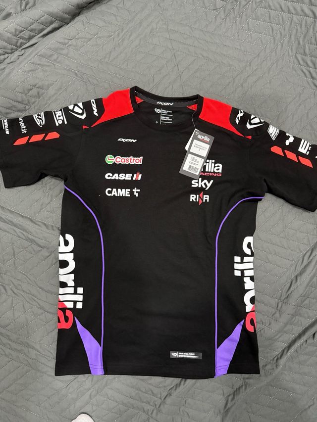 Camiseta Aprilia Racing Negra y Roja