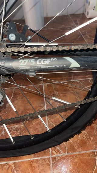 Bicicleta Btwin Rockrider 520 Negra