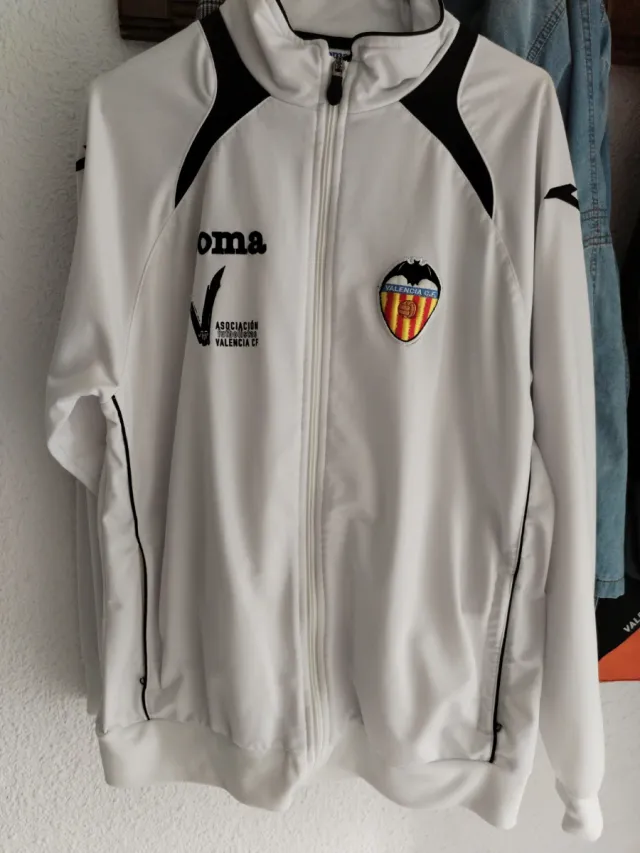 Chaqueta Joma Valencia CF Talla L