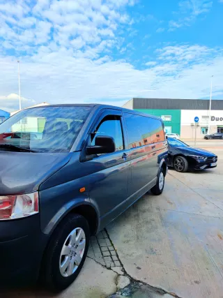 Volkswagen Transporter 415000km 9 plazas T5 TDI