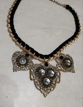 Collana bigiotteria con pendenti