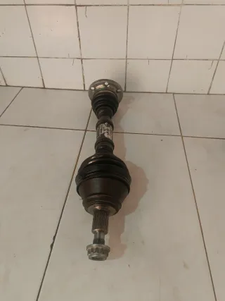 Eje de transmisión izquierdo VW