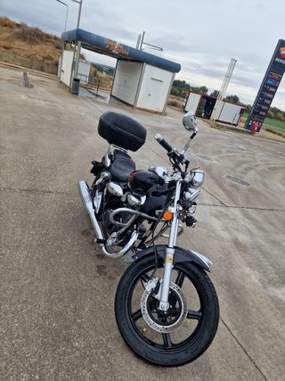 Kymco 125cc Moto Negra