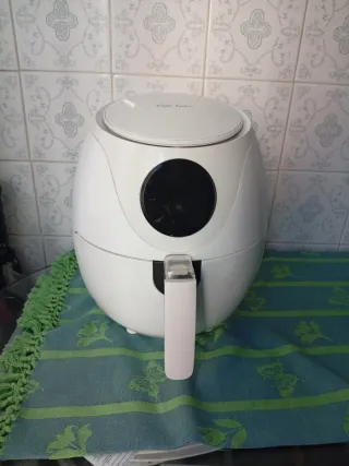 Freidora de aire Taylor Swoden blanca